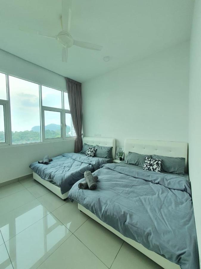 Seaview 10pax #10minqueensbay #15minspice Apartment Bayan Lepas