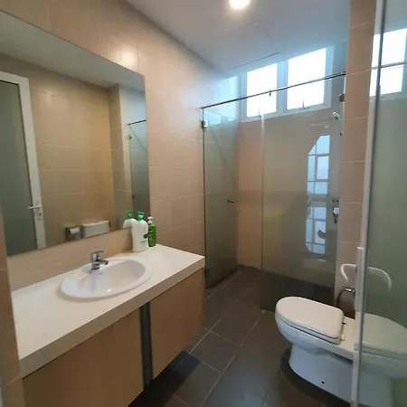 Seaview Condo 10Pax #10Minqueensbay #15Minspice Bayan Lepas Exterior photo